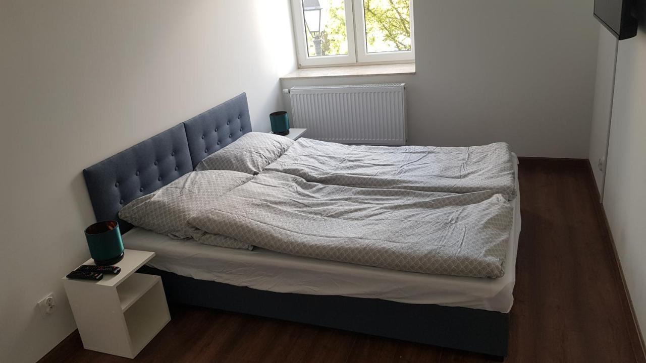 Apartamenty Centrum Plac Wolnosci Aparthotel 凯尔采 外观 照片
