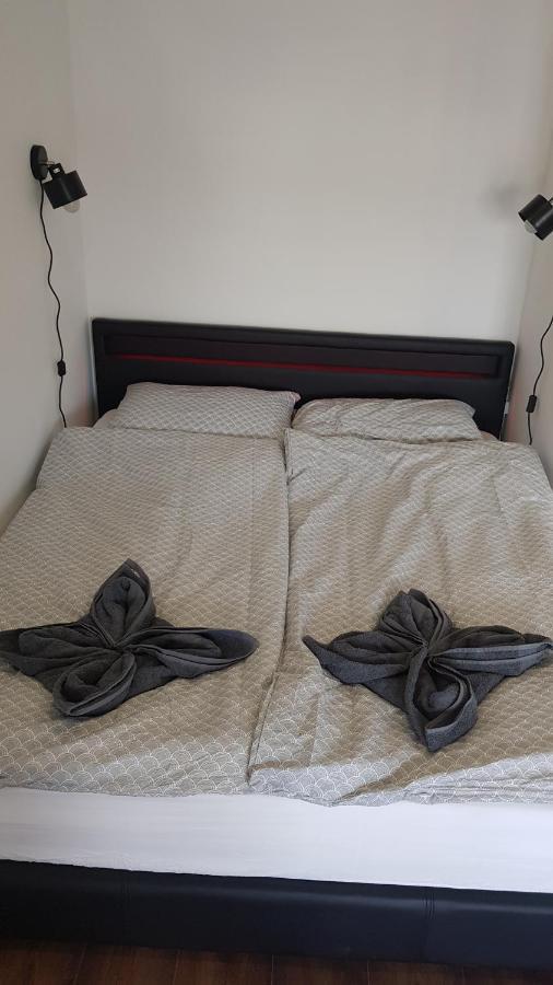 Apartamenty Centrum Plac Wolnosci Aparthotel 凯尔采 外观 照片