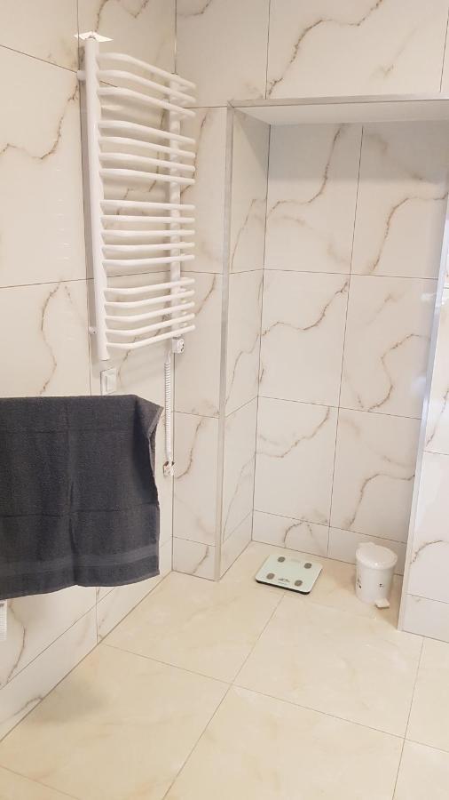Apartamenty Centrum Plac Wolnosci Aparthotel 凯尔采 外观 照片