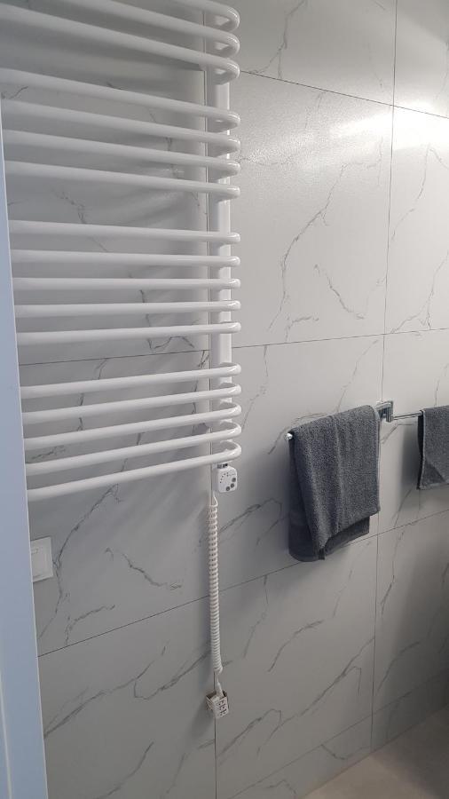 Apartamenty Centrum Plac Wolnosci Aparthotel 凯尔采 外观 照片