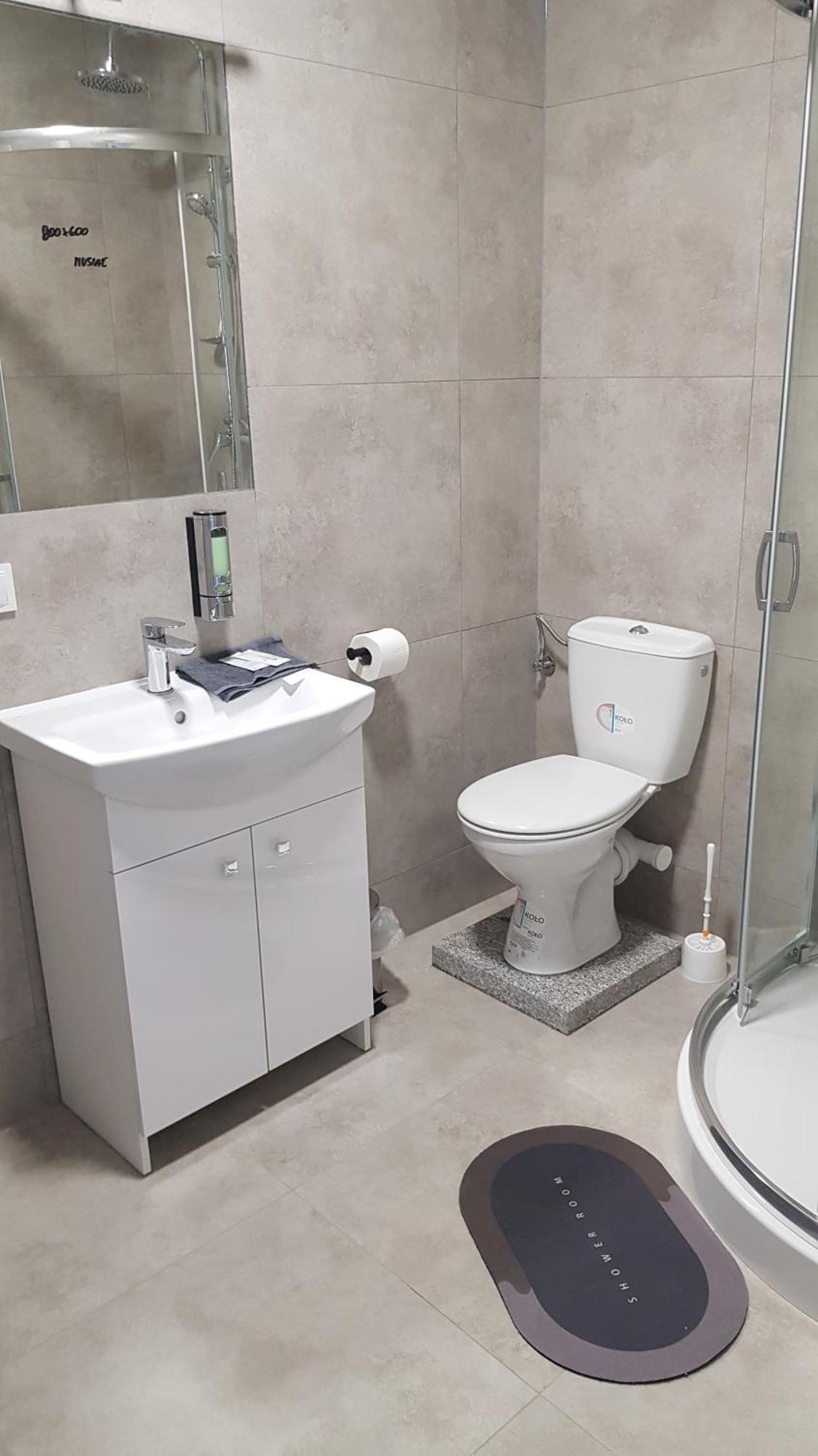 Apartamenty Centrum Plac Wolnosci Aparthotel 凯尔采 外观 照片